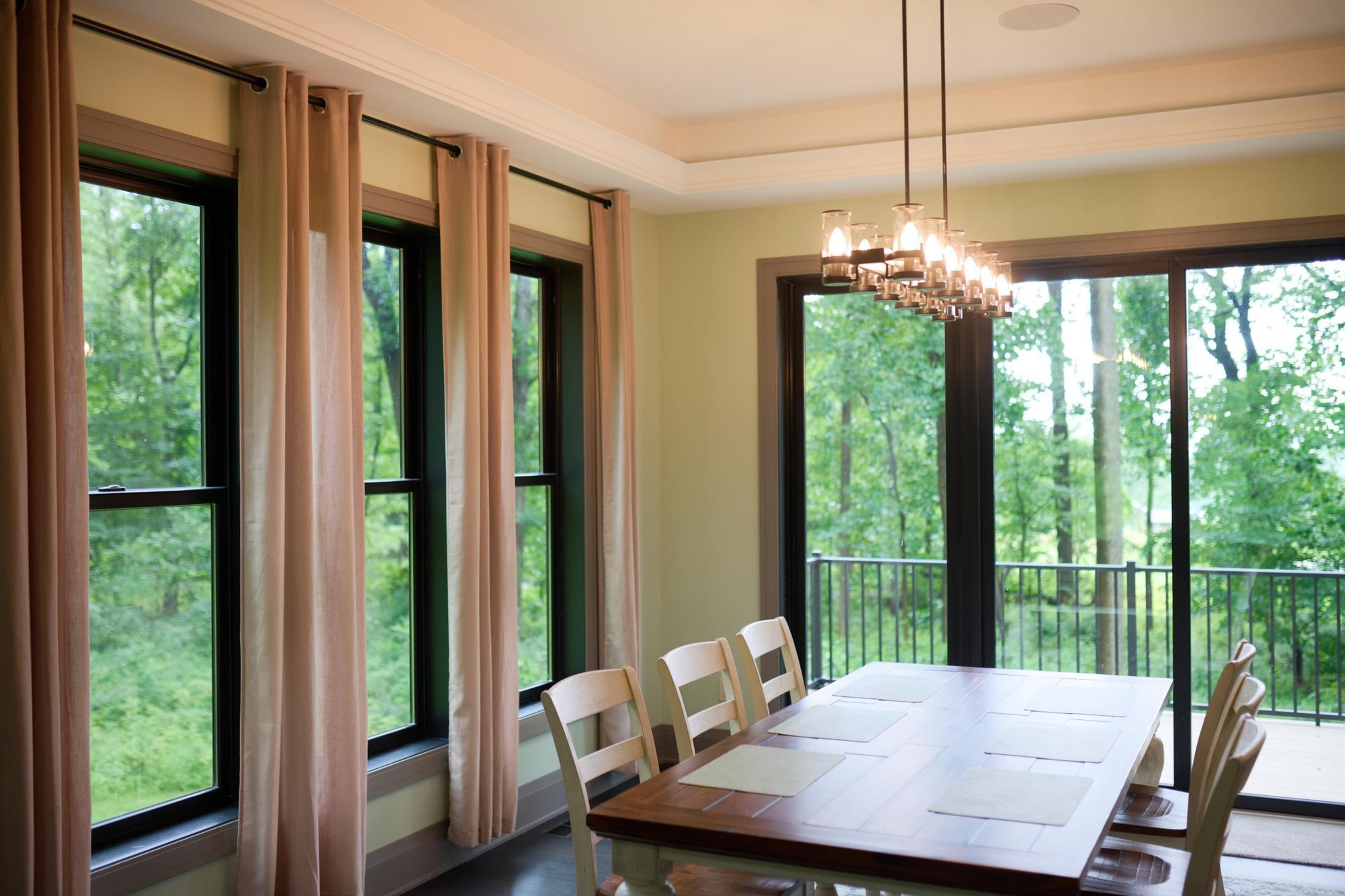 Custom Dining Room in Delaware Township by GTG Builders