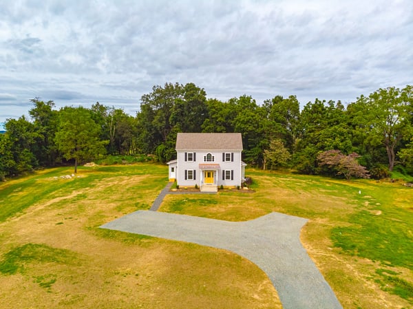 Custom Home in Tewksbury, NJ