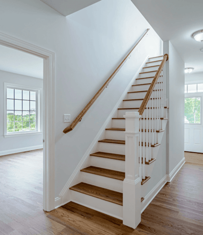 staricase in custom home with hardwood floors by gtg builders in central new jersey