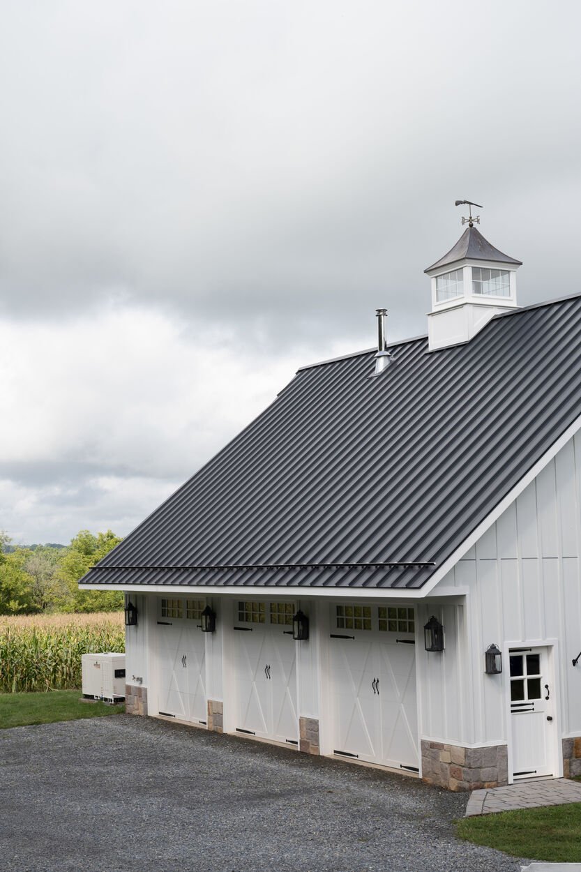 white barn exterior by GTG Builders in Stockton, New Jersey